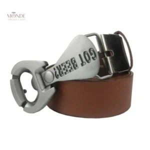 Décapsuleur ceinture pratique pour les amateurs de bière