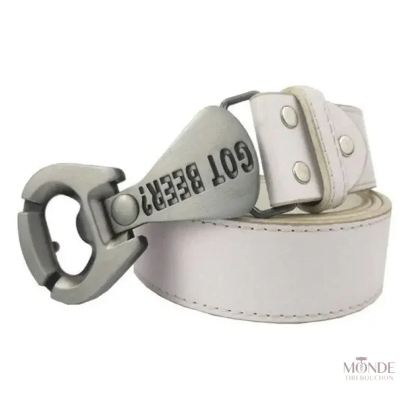 Ceinture fonctionnelle alliant style et utilité pour vos sorties