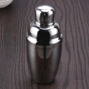 Accessoires de cocktail pour préparer des boissons raffinées