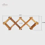 Porte-bouteille en bois clair, idéal pour le rangement et la décoration