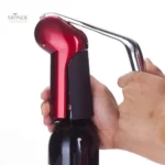 Accessoire de bar : tire-bouchon à levier rouge