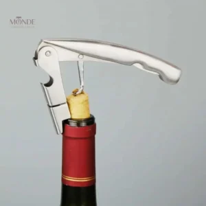 Accessoire de vin pratique : tire-bouchon sommelier