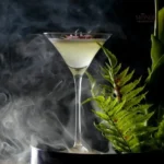 Verre de cocktail martini classique en verre transparent