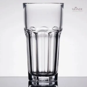 Verre à cocktail, design élégant pour cocktails et boissons estivales